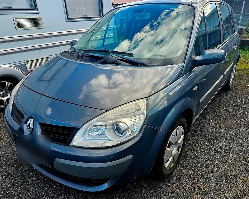Blau Gebraucht 2006 Renault Mégane II Limousine | 900 € (Superpreis) - Bild 1/4