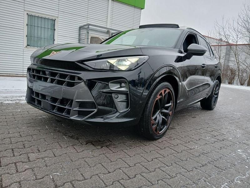 Schwarz Gebraucht 2024 Cupra Terramar VZ SUV | 35.899 € (Superpreis) - Bild 1/4
