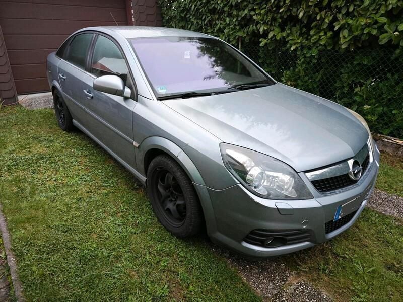 Używany Opel Vectra GTS 150 KM (110 kW) 2005 Niebieski Sedan/Limuzyna
