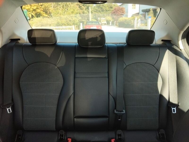 Gebraucht Mercedes C220 AMG line 170 PS (125 kW) 2014 Schwarz Limousine