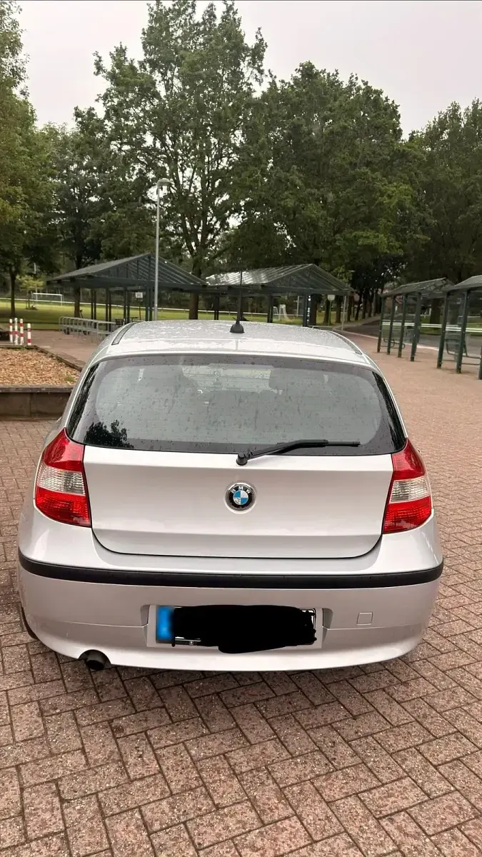 Gebraucht BMW 116 115 PS (84 kW) 2006 Grau Kleinwagen