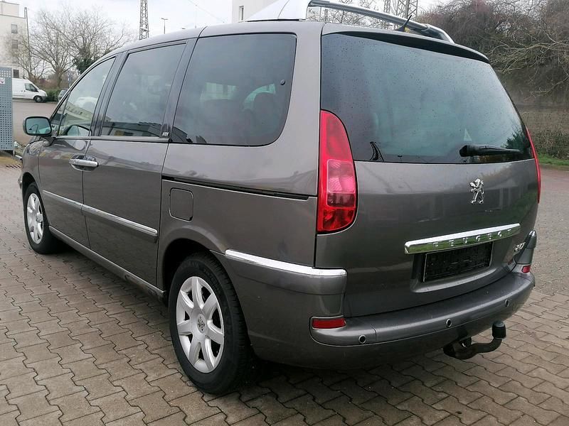 Gebraucht Peugeot 807 170 PS (125 kW) 2008 Grau Van / Kleinbus