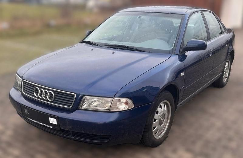 Gebraucht Audi A4 Comfort 101 PS (74 kW) 1998 Blau Limousine