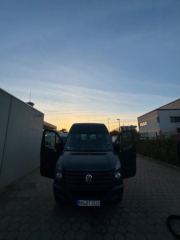 Grau Gebraucht 2014 VW Crafter Van | 12.000 € (Teuer) - Bild 1/4