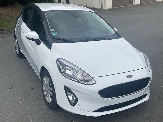 Weiß Gebraucht 2018 Ford Fiesta Cool & Connect Kleinwagen | 9.990 € (Guter Preis) - Bild 1/4
