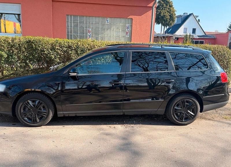 Usata VW Passat 140 CV (102 kW) 2009 Nero Station wagon