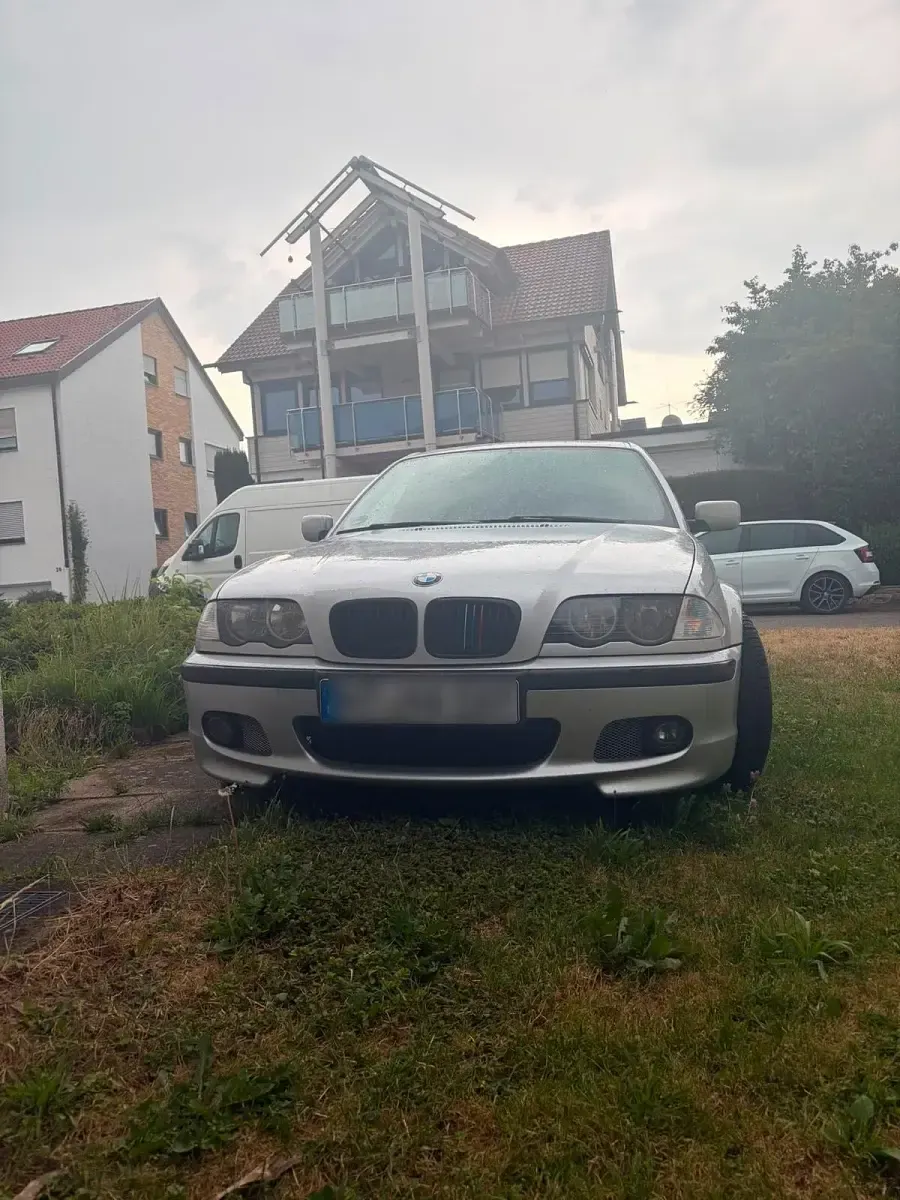 Gebraucht BMW 328 Basis 193 PS (141 kW) 1998 Silber Limousine