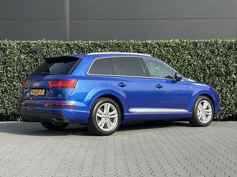 Second-hand Audi Q7 S-Line 218 CP (160 kW) 2017 Albastru SUV