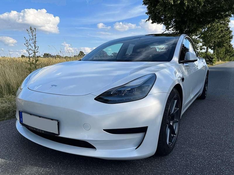 Gebraucht Tesla Model 3 Standard Range Plus 208 kW (283 PS) 2022 Limousine