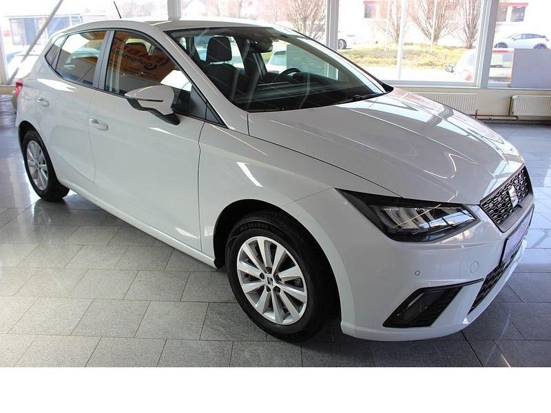 Gebraucht Seat Ibiza Style 95 PS (69 kW) 2023 Weiß Kleinwagen