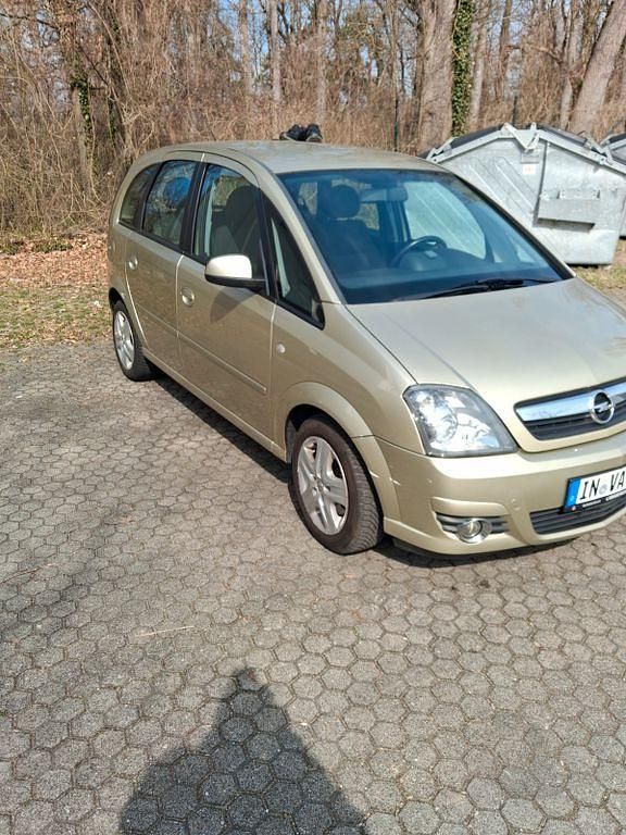 Gebraucht Opel Meriva Selection 105 PS (77 kW) 2010 Gold Van / Kleinbus