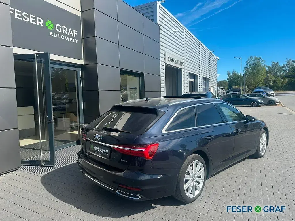 Gebraucht Audi A6 Ambiente 286 PS (210 kW) 2021 Firmamentblau metallic Kombi