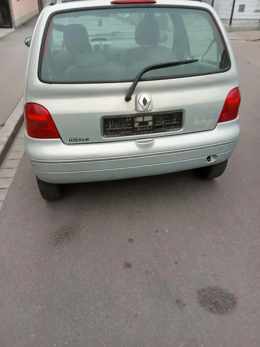 Gebraucht Renault Twingo 75 PS (55 kW) 2005 Silber Kleinwagen