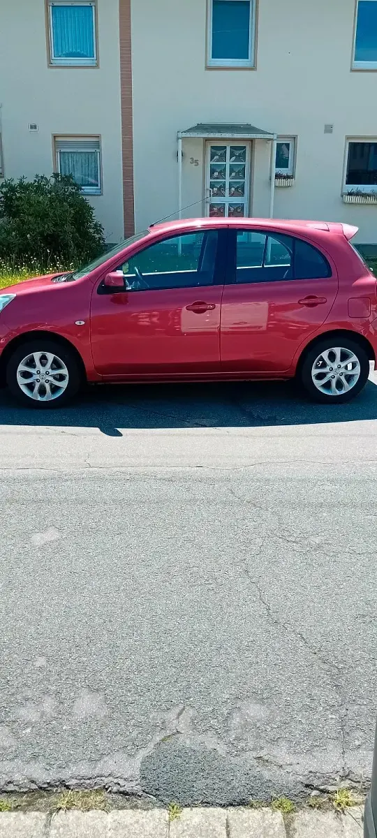 Gebraucht Nissan Micra 80 PS (58 kW) 2016 Rot Kleinwagen