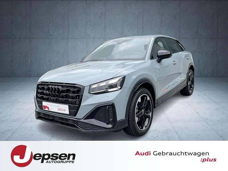 Pfeilgrau perleffekt Gebraucht 2024 Audi Q2 S-Line SUV | 39.970 € - Bild 1/4