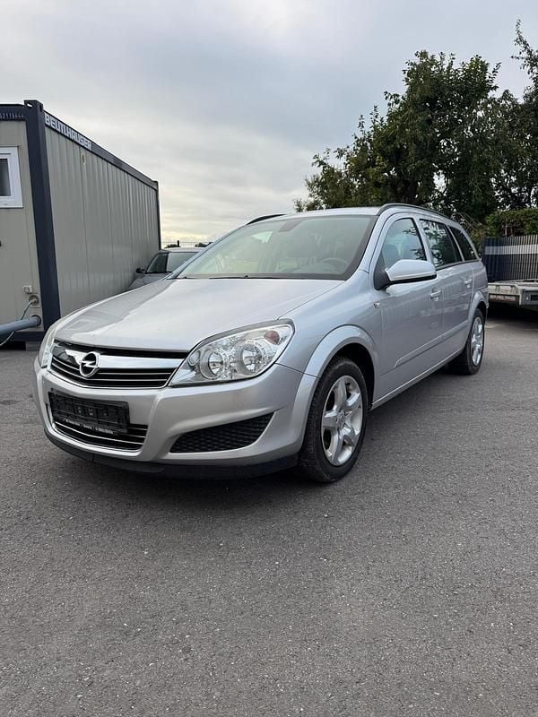Silber Gebraucht 2008 Opel Astra Kombi | 2.450 € - Bild 1/4