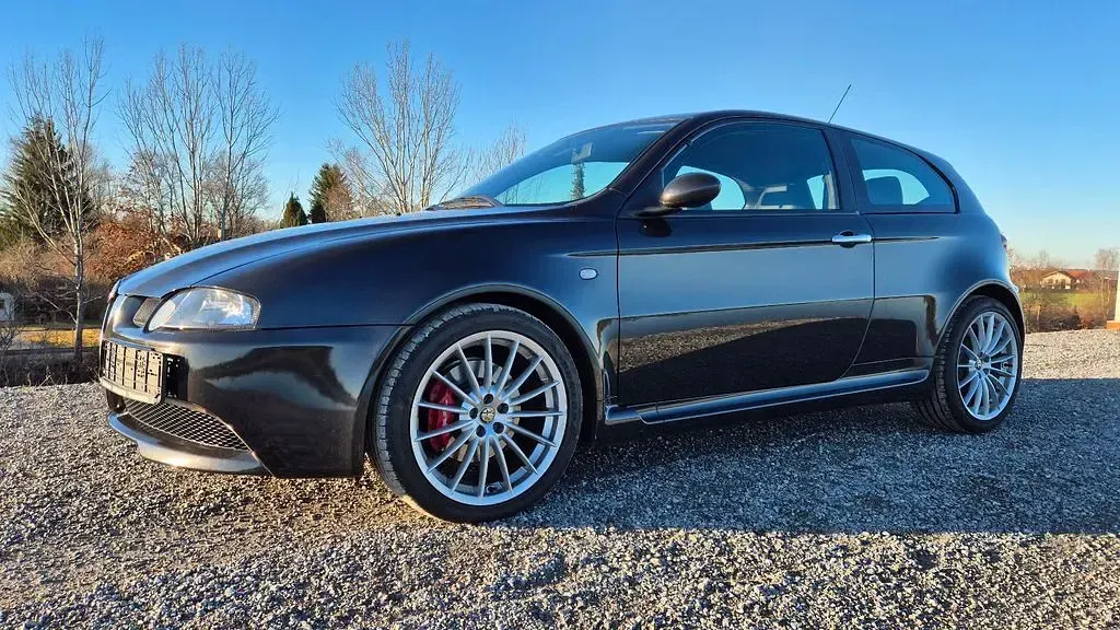 Gebraucht Alfa Romeo 147 GTA 250 PS (183 kW) 2003 Schwarz Kleinwagen