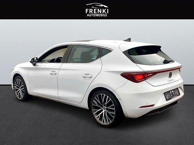 Gebraucht Seat Leon XCELLENCE 150 PS (110 kW) 2021 Weiß Limousine