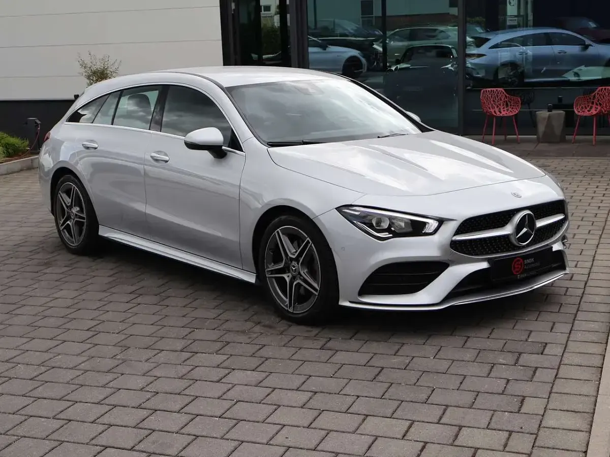 Gebraucht Mercedes CLA220 AMG line 190 PS (139 kW) 2021 Iridiumsilber  metalliclack Limousine