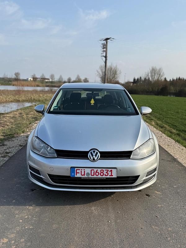 Gebraucht VW Golf VII 105 PS (77 kW) 2013 Silber Kleinwagen