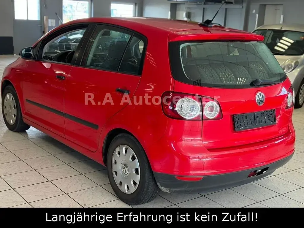 Gebraucht VW Golf VI 105 PS (77 kW) 2008 Rot Kleinwagen