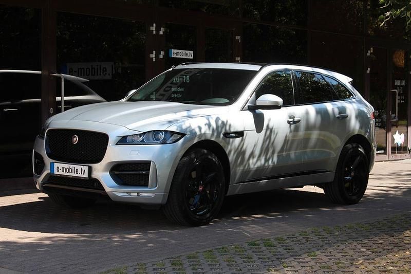 Gebraucht Jaguar F-Pace R-Sport 179 PS (131 kW) 2019 Silber SUV