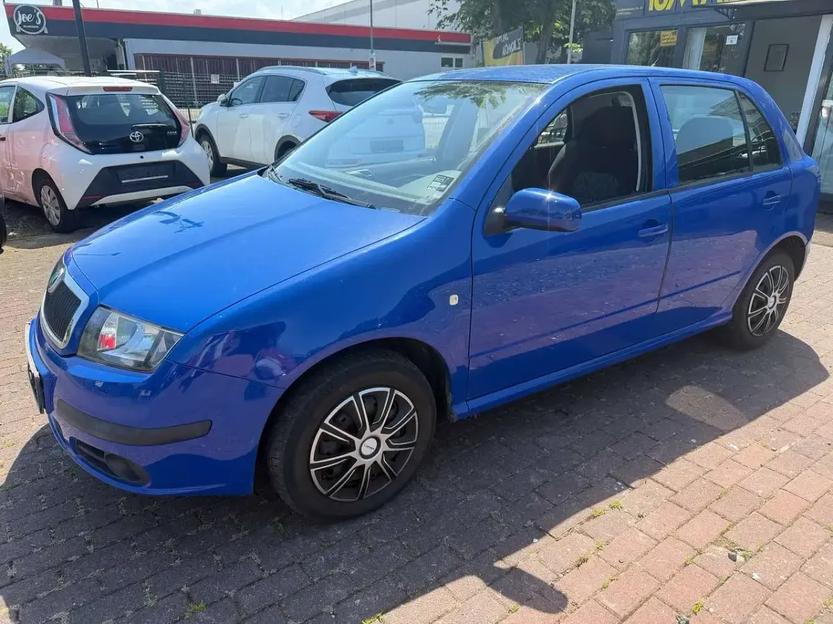 Gebraucht Skoda Fabia 54 PS (39 kW) 2007 Dynamicblau Limousine