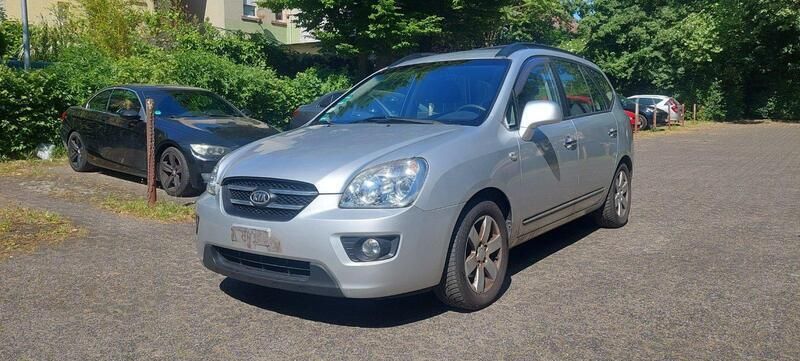 Schwarz Gebraucht 2008 Kia Carens 2 Van / Kleinbus | 2.990 € (Guter Preis) - Bild 1/4