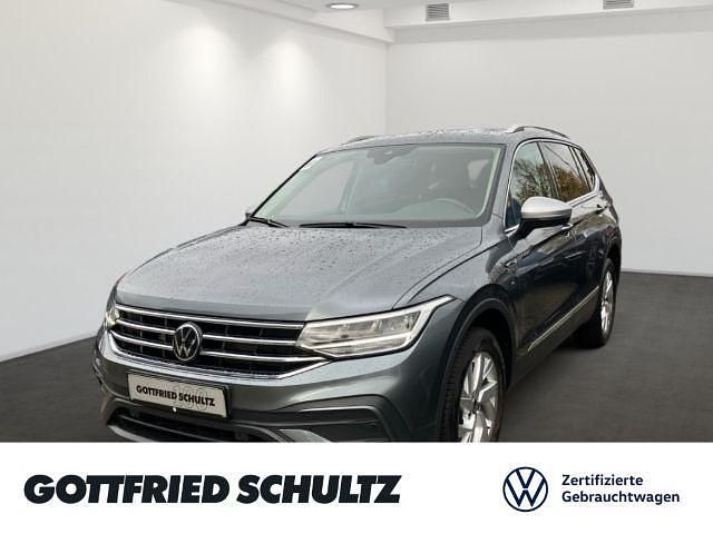 Grau Gebraucht 2024 VW Tiguan Allspace Life SUV | 34.450 € (Superpreis) - Bild 1/3
