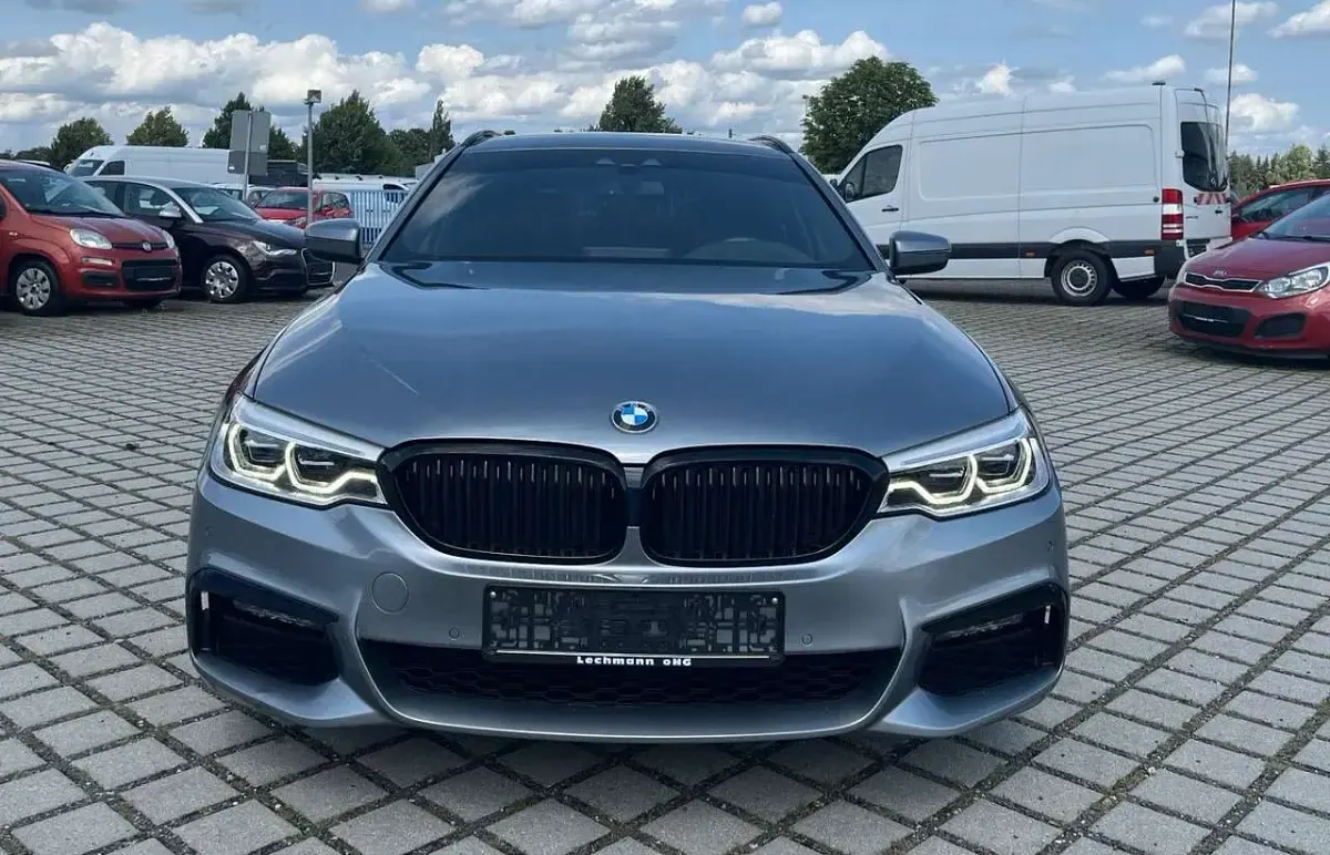 Gebraucht BMW 530 M Sport 265 PS (194 kW) 2019 Bluestone Kombi