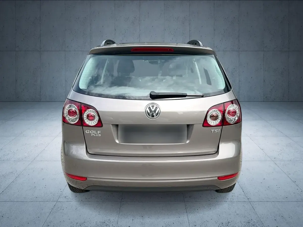 Gebraucht VW Golf Plus Cross Trendline 86 PS (63 kW) 2011 Beige Van / Kleinbus