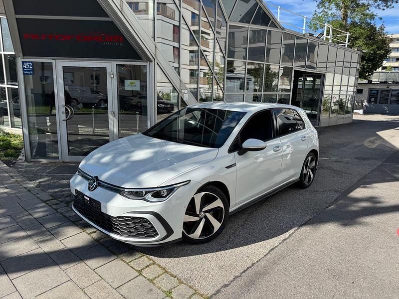 Weiß Gebraucht 2021 VW Golf VIII GTD Limousine | 26.595 € (Guter Preis) - Bild 1/4