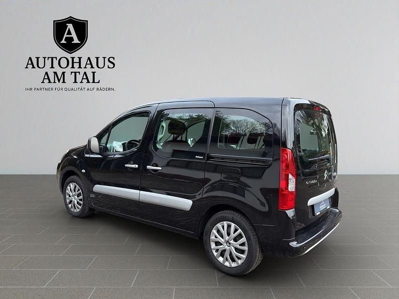 Gebraucht Citroën Berlingo SELECTION 120 PS (88 kW) 2011 Schwarz Van / Kleinbus