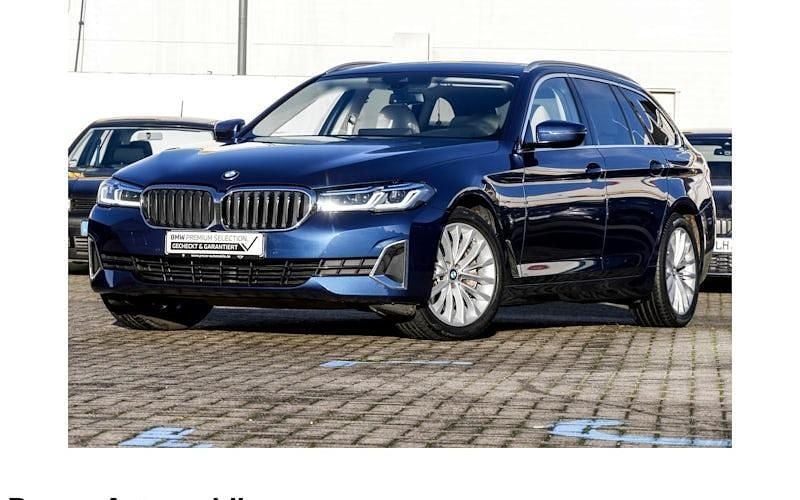 Blau Gebraucht 2022 BMW 540 Luxury Line Kombi | 44.880 € (Guter Preis) - Bild 1/4