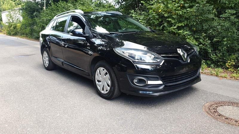Schwarz Gebraucht 2015 Renault Mégane GrandTour LIMITED Kombi | 4.600 € (Fairer Preis) - Bild 1/4