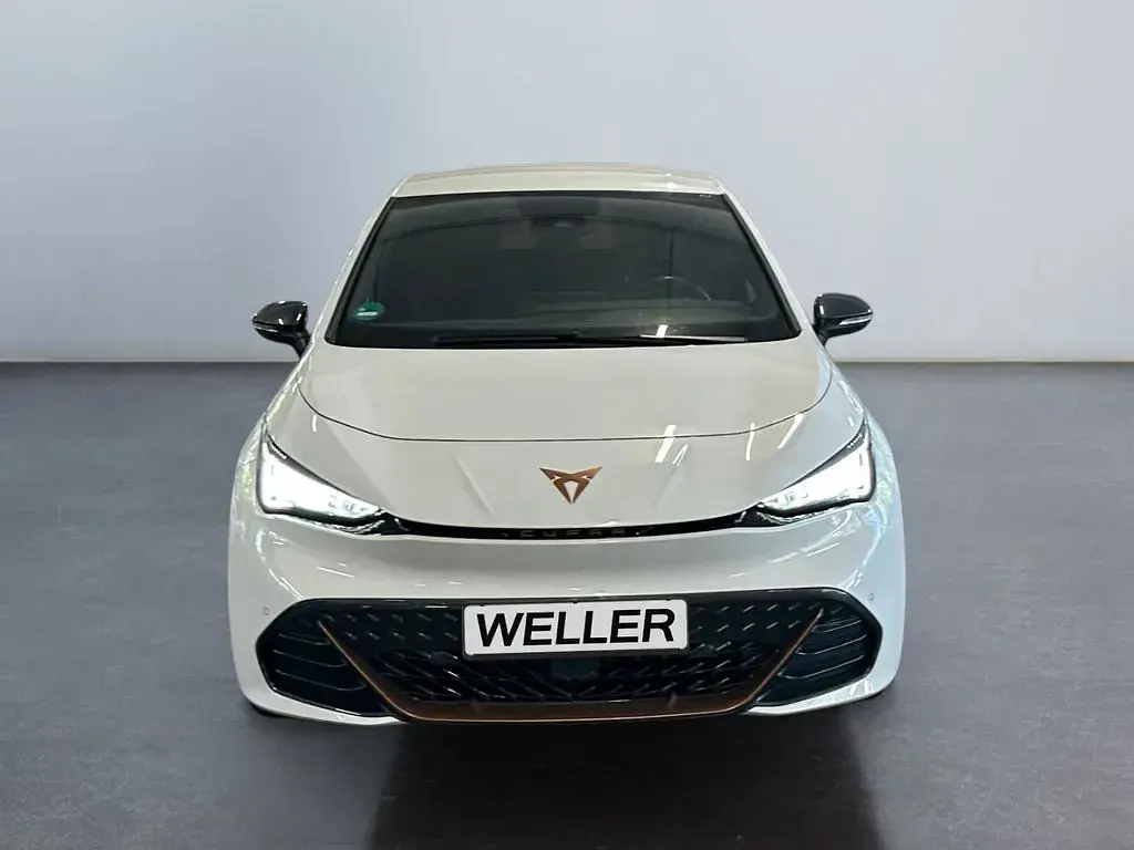 Gebraucht Cupra Born 169 kW (231 PS) 2022 Weiß Kleinwagen