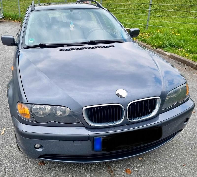 Second-hand BMW 318 143 CP (105 kW) 2003 Gri Break