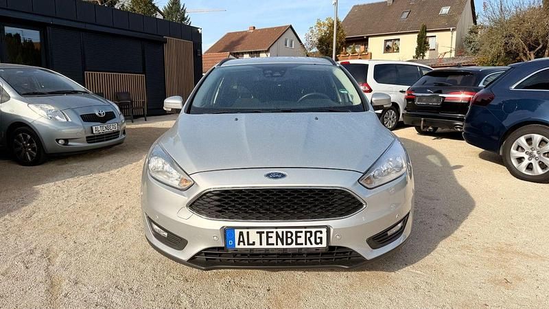 Gebraucht Ford Focus Business Edition 120 PS (88 kW) 2016 Silber Kombi
