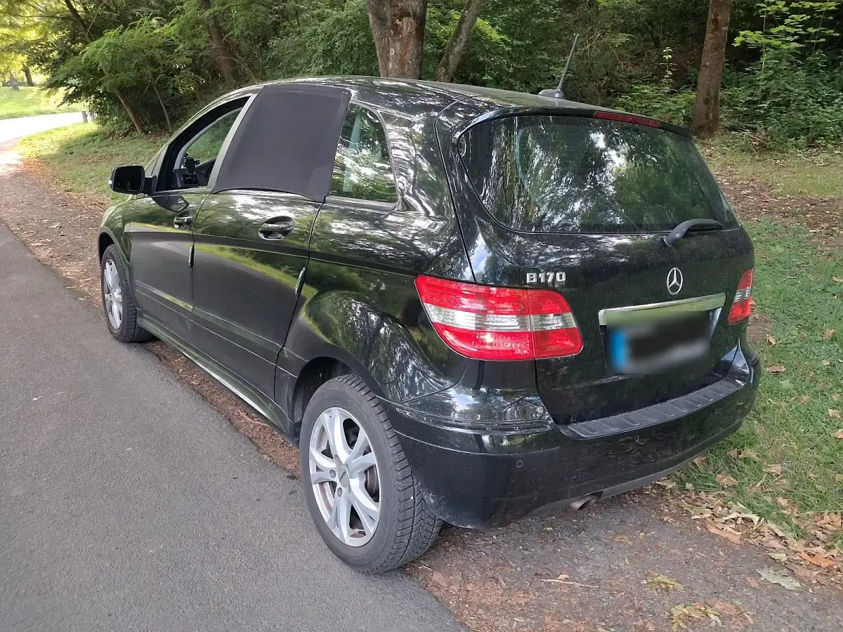 Gebraucht Mercedes B170 116 PS (85 kW) 2008 Schwarz Van / Kleinbus