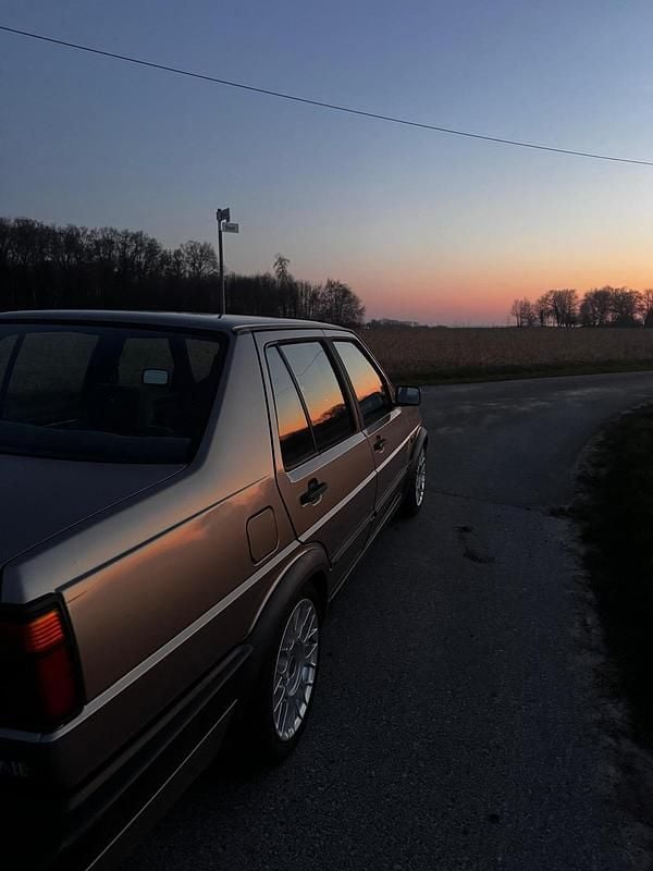 Usata VW Jetta 90 CV (66 kW) 1990 Andere farben Berlina