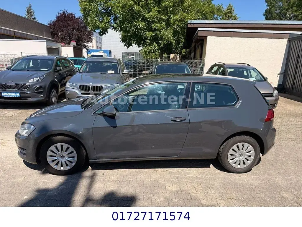Gebraucht VW Golf VII Trendline 105 PS (77 kW) 2013 Grau Limousine