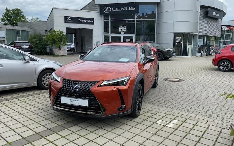 Sunset orange Gebraucht 2022 Lexus UX 250h SUV | 25.990 € (Superpreis) - Bild 1/4