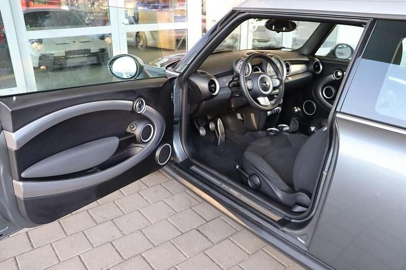 Gebraucht Mini Cooper S 174 PS (127 kW) 2008 Dark silver metallic Kleinwagen