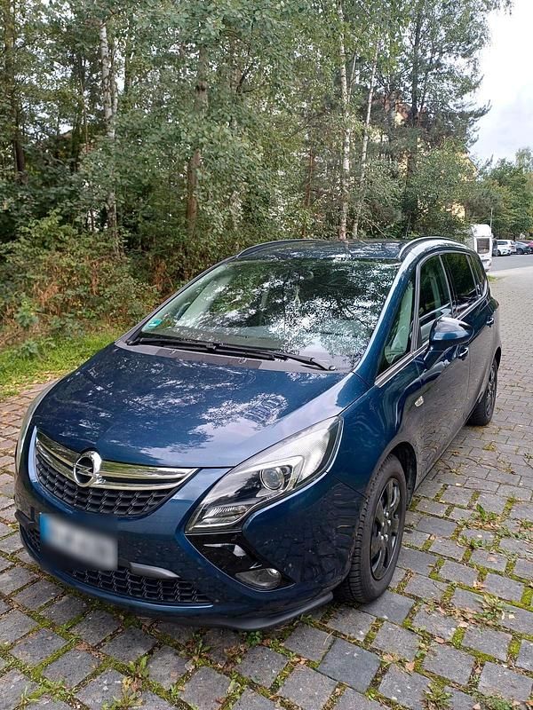 Blau Gebraucht 2011 Opel Zafira Tourer Van / Kleinbus | 4.750 € (Etwas zu teuer) - Bild 1/4