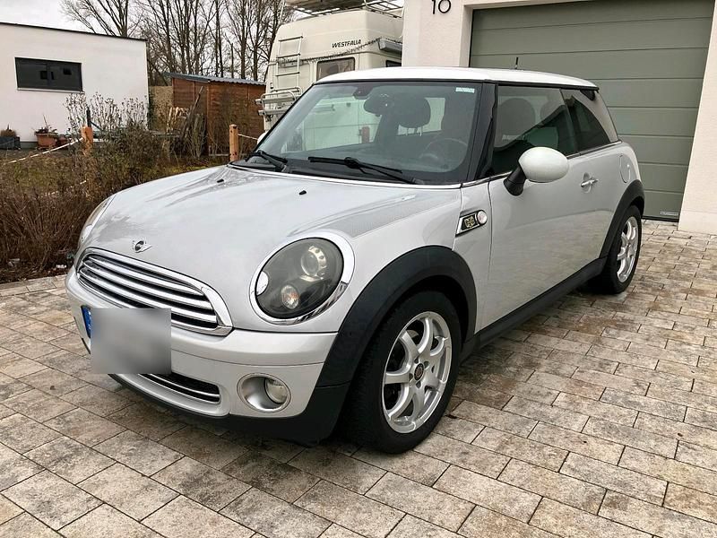 Gebraucht Mini Cooper 120 PS (88 kW) 2009 Silber Kleinwagen