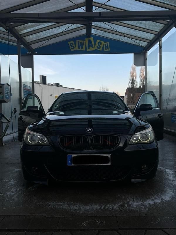 Schwarz Gebraucht 2003 BMW 530 M Sport Limousine | 8.000 € (Guter Preis) - Bild 1/4