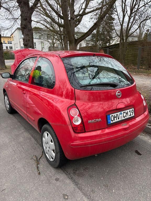 Gebraucht Nissan Micra Acenta 80 PS (58 kW) 2007 Rot Limousine