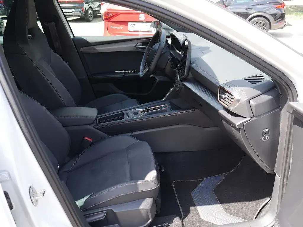 Gebraucht Cupra Leon VZ 272 PS (200 kW) 2025 Weiß Limousine