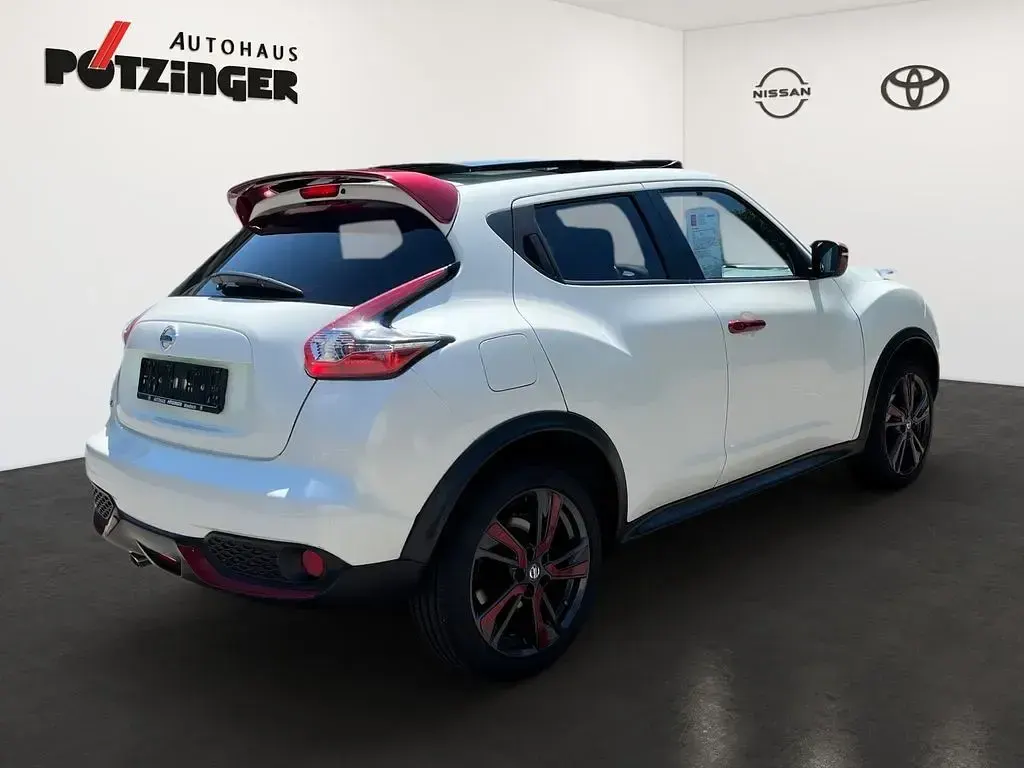 Gebraucht Nissan Juke N-Connecta 116 PS (85 kW) 2016 Pearl white metallic/red SUV