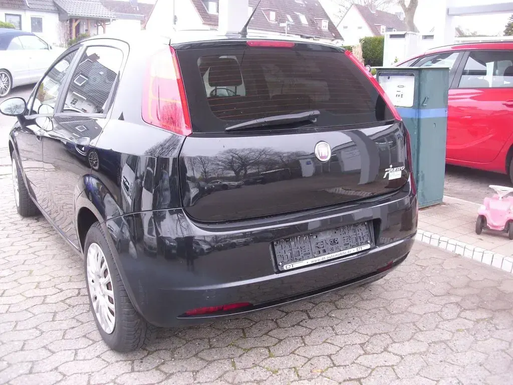 Gebraucht Fiat Punto Evo Dynamic 77 PS (56 kW) 2008 Schwarz Kleinwagen